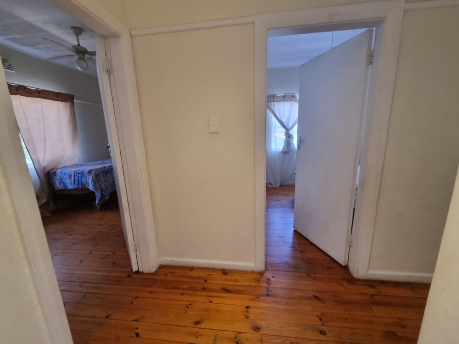 3 Bedroom Property for Sale in Oakdale Western Cape